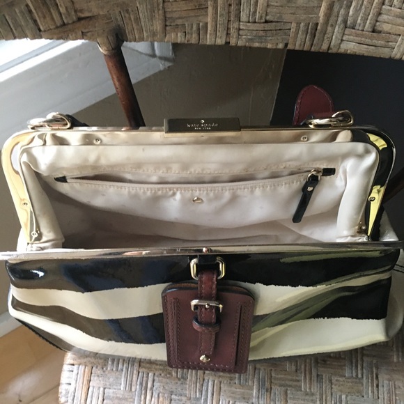 Kate Spade Purse - Picture 4 of 5